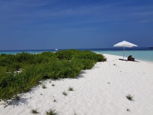 omadhoo-sand-bank-view-1024×768