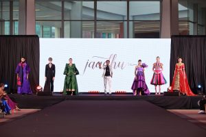 Thai Silk Fashion Week Jaadhu2